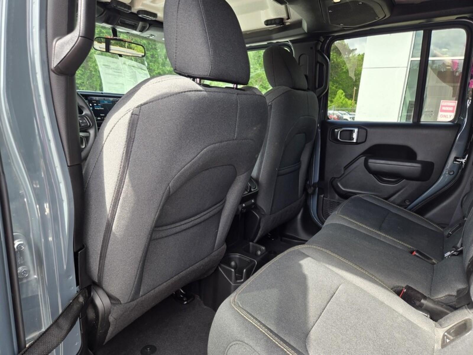 2025 Jeep Gladiator Nighthawk
