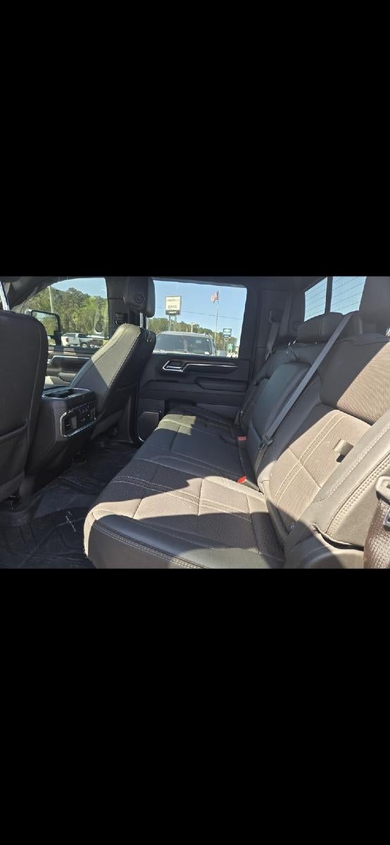 2024 Chevrolet Silverado 3500 HD High Country DRW