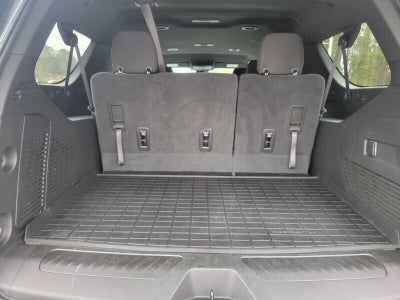 2023 GMC Yukon XL SLE