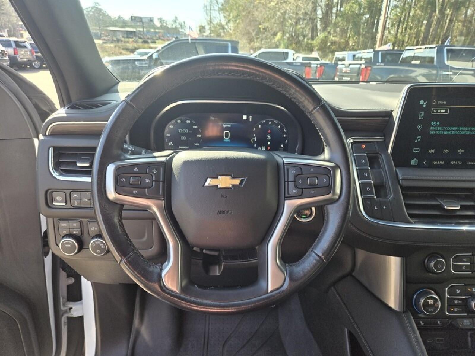 2023 Chevrolet Suburban LT