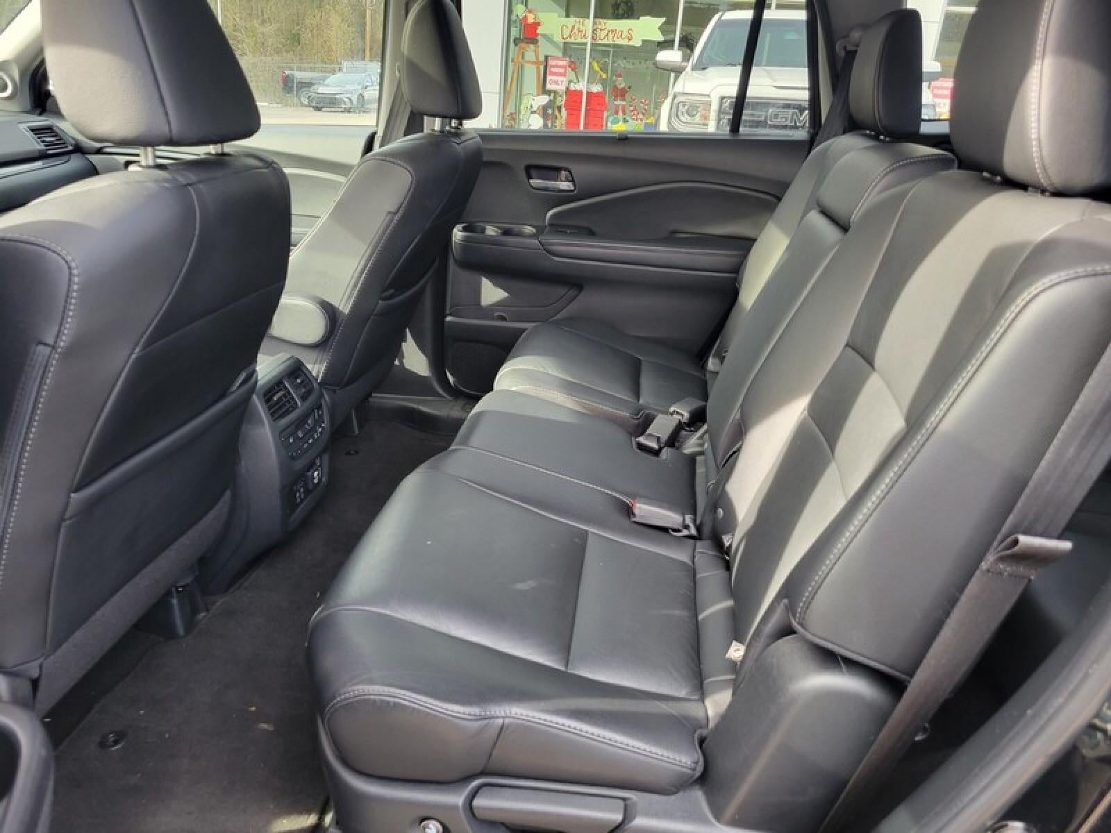 2021 Honda Pilot Touring 8-Passenger