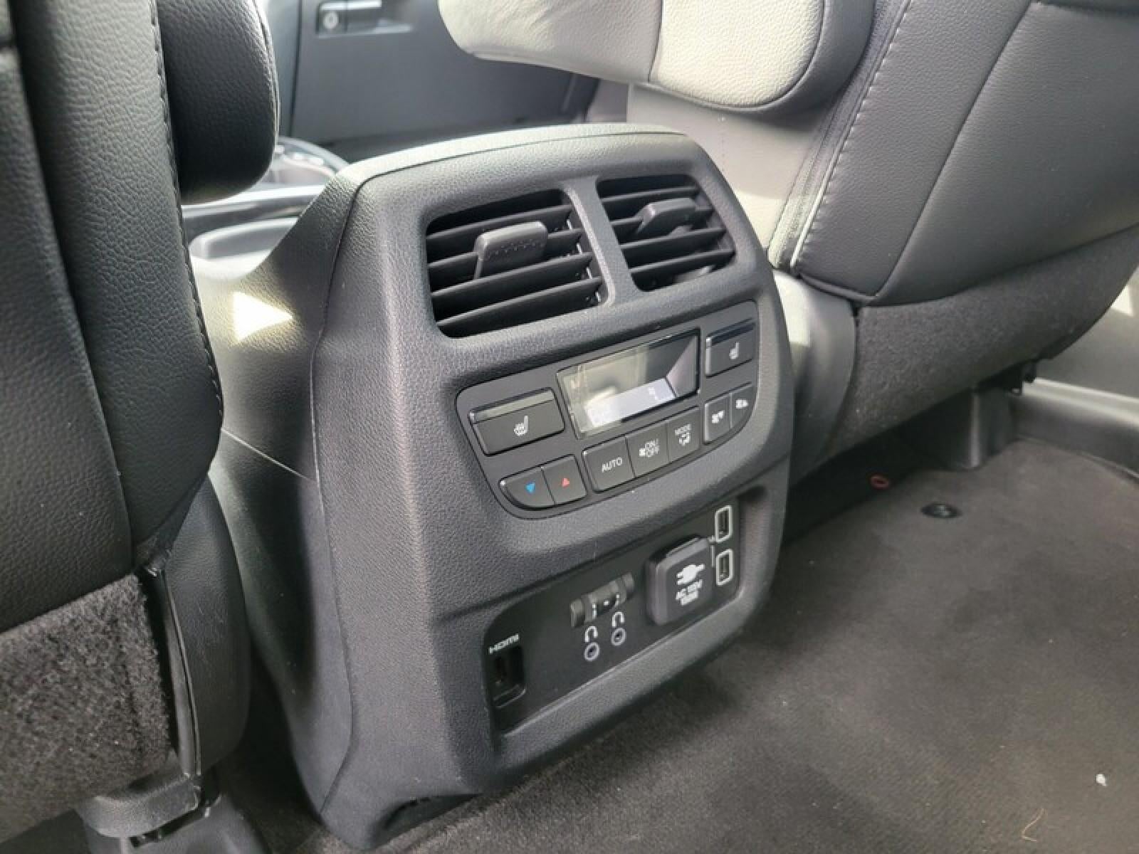 2021 Honda Pilot Touring 8-Passenger