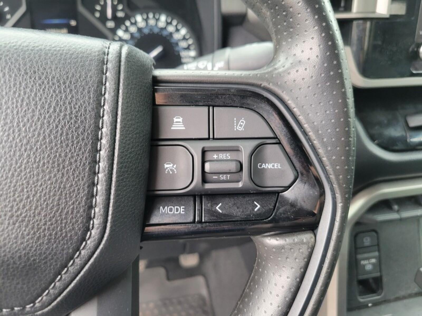 2023 Toyota Tundra 4WD SR5