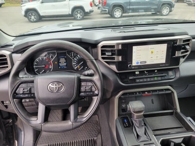 2023 Toyota Tundra 4WD SR5