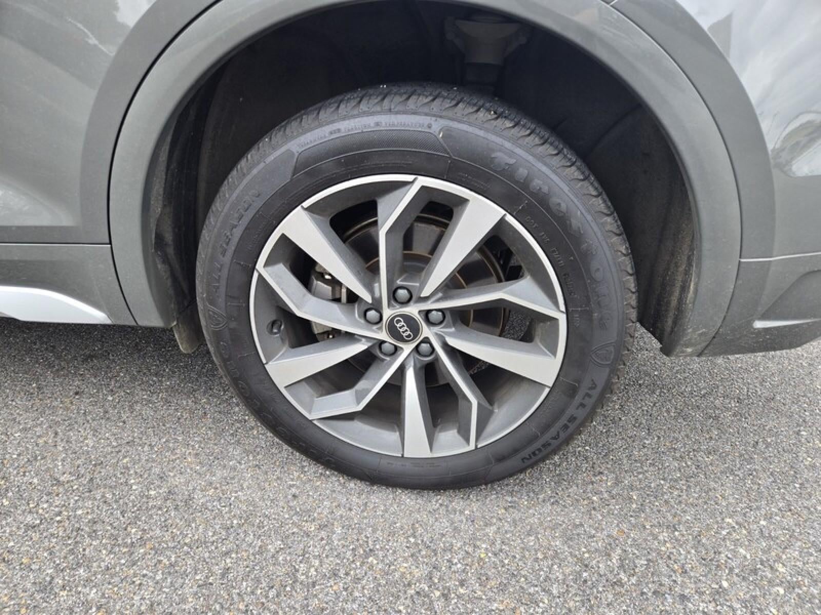 2024 Audi Q5 S line Premium Plus