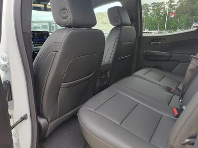 2025 Chevrolet Colorado WT/LT