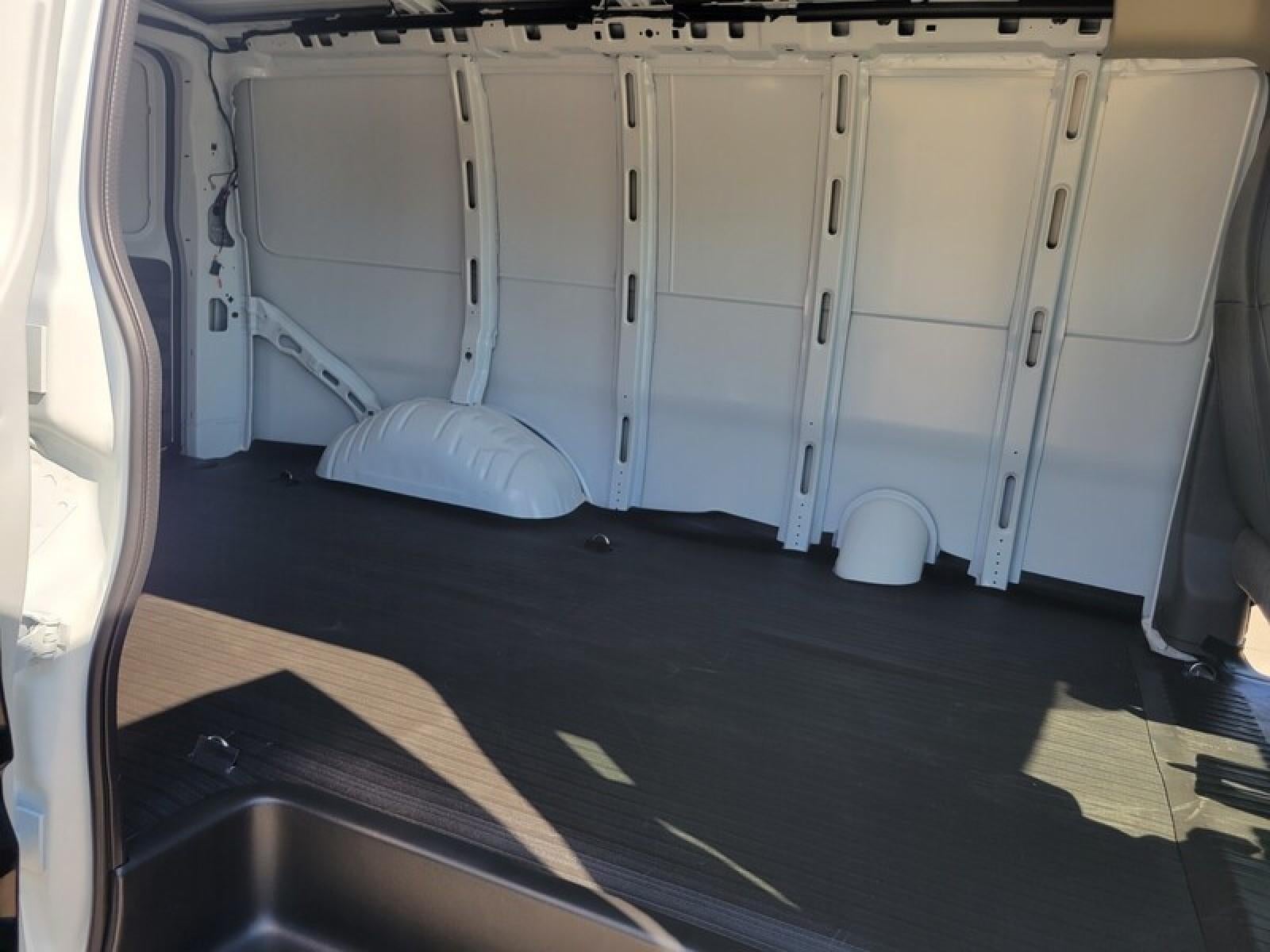 2025 Chevrolet Express Cargo 2500 Base