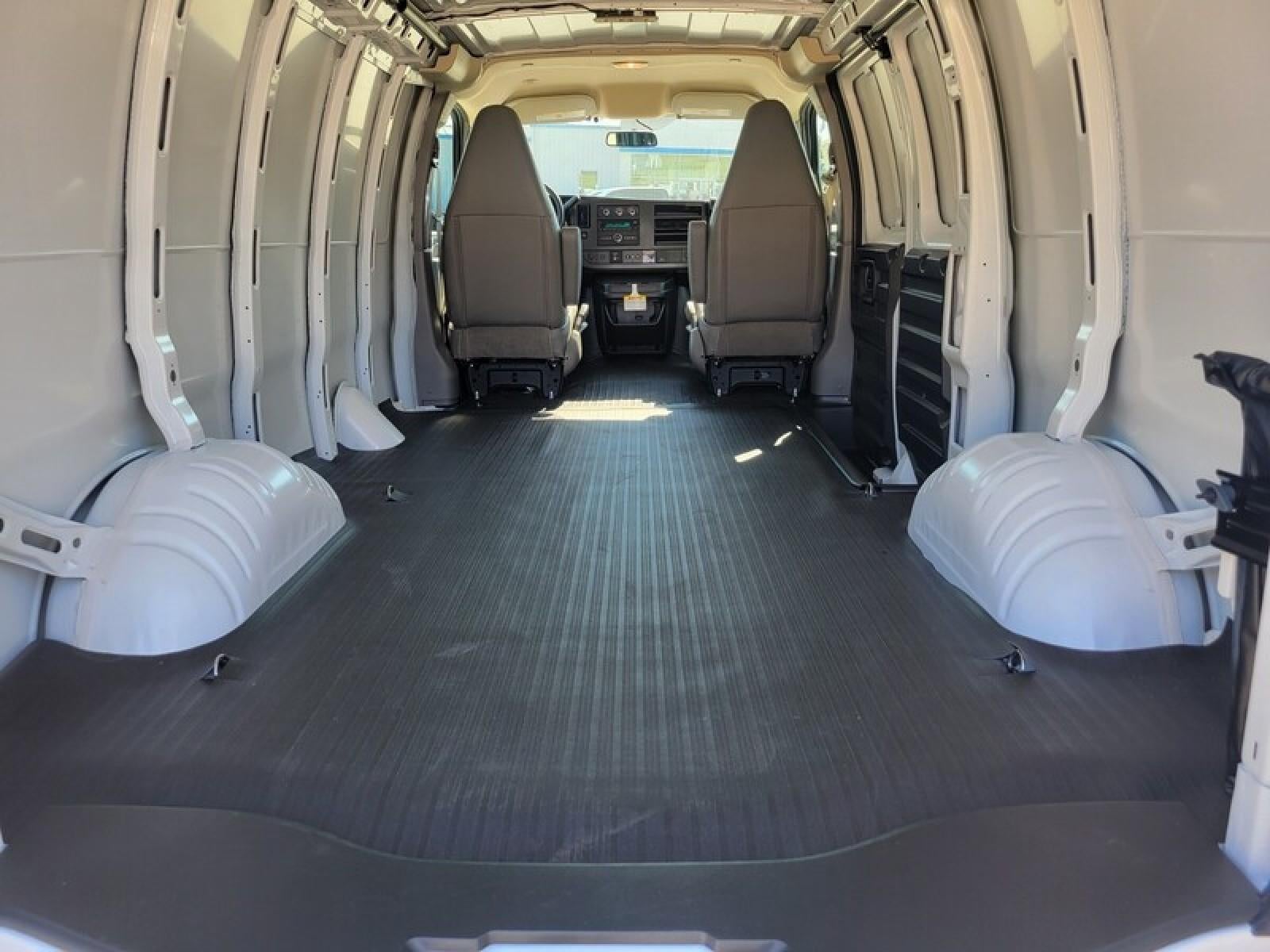 2025 Chevrolet Express Cargo 2500 Base