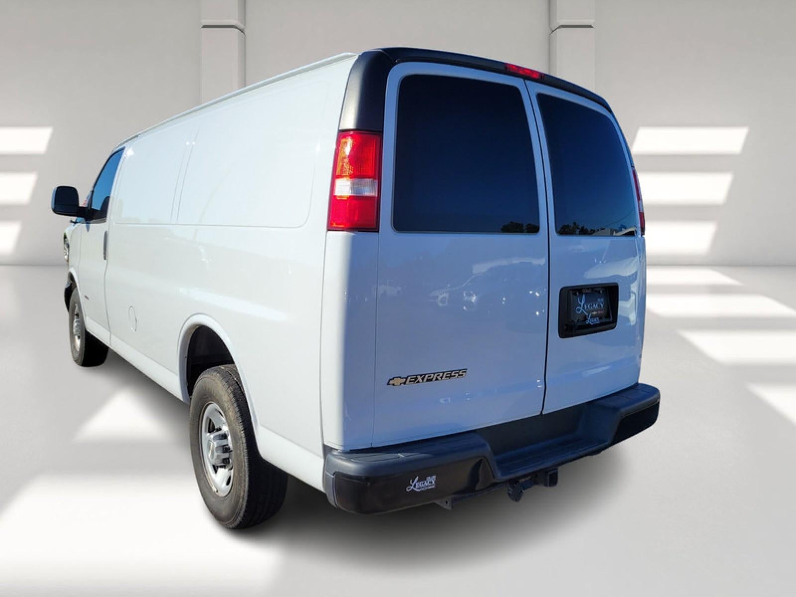 2021 Chevrolet Express Cargo 3500 Base