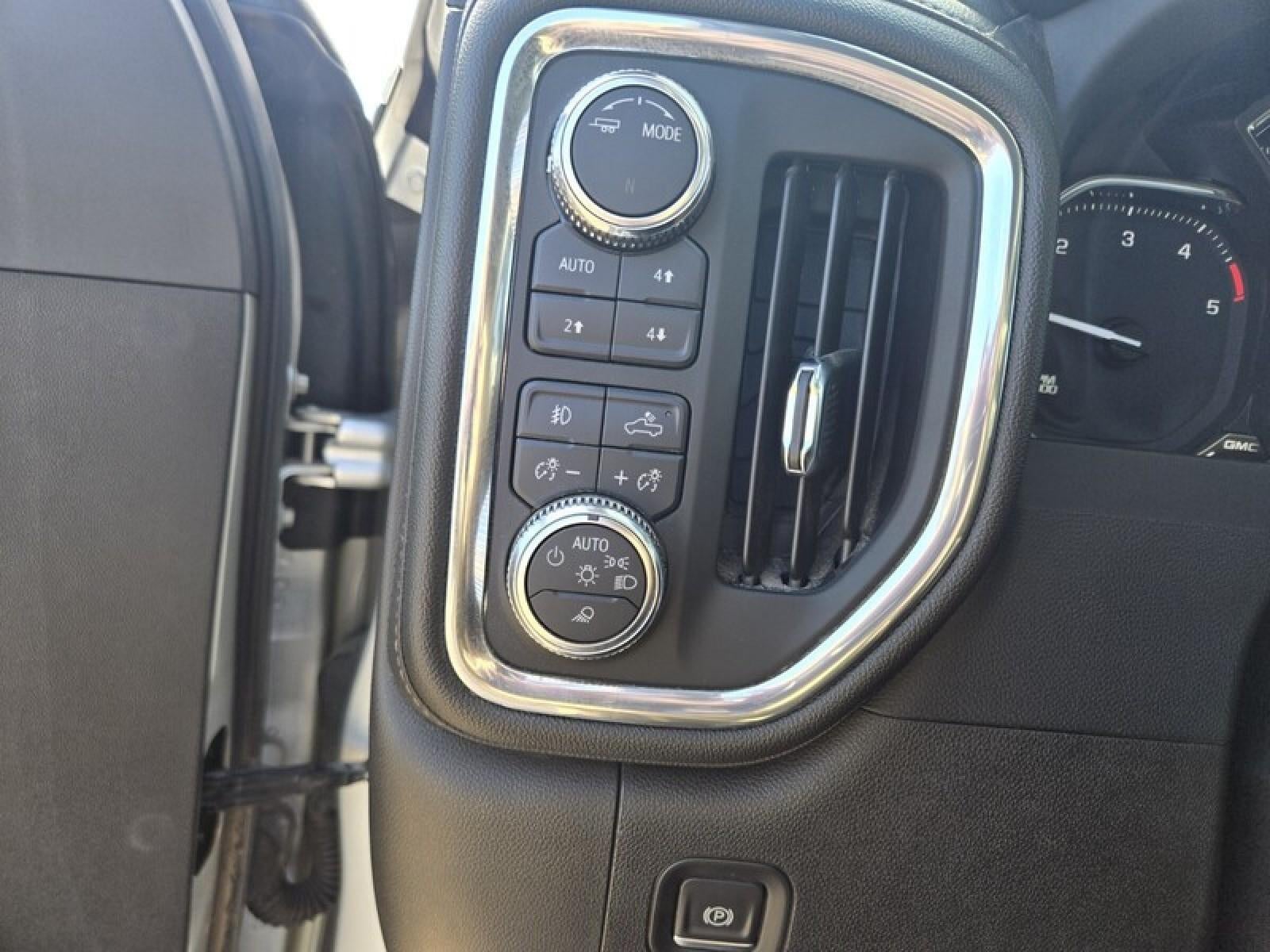 2023 GMC Sierra 2500 HD SLT