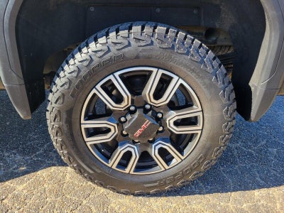 2023 GMC Sierra 2500 HD AT4