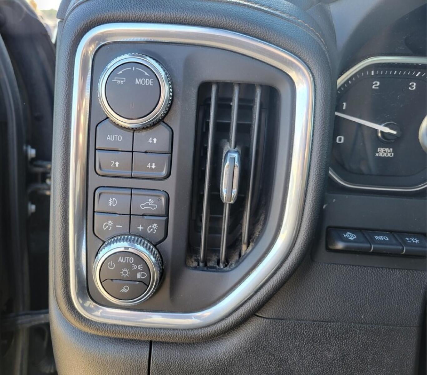 2023 GMC Sierra 2500 HD AT4