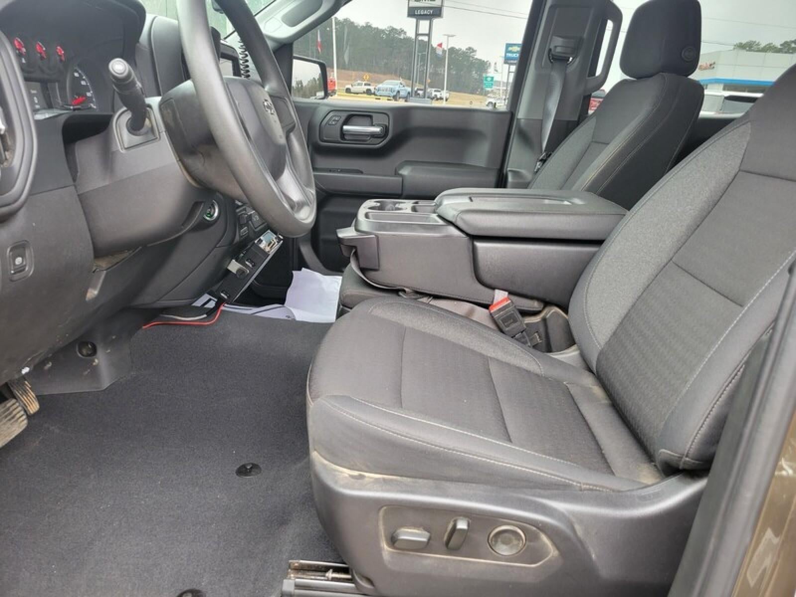 2023 Chevrolet Silverado 1500 Custom Trail Boss