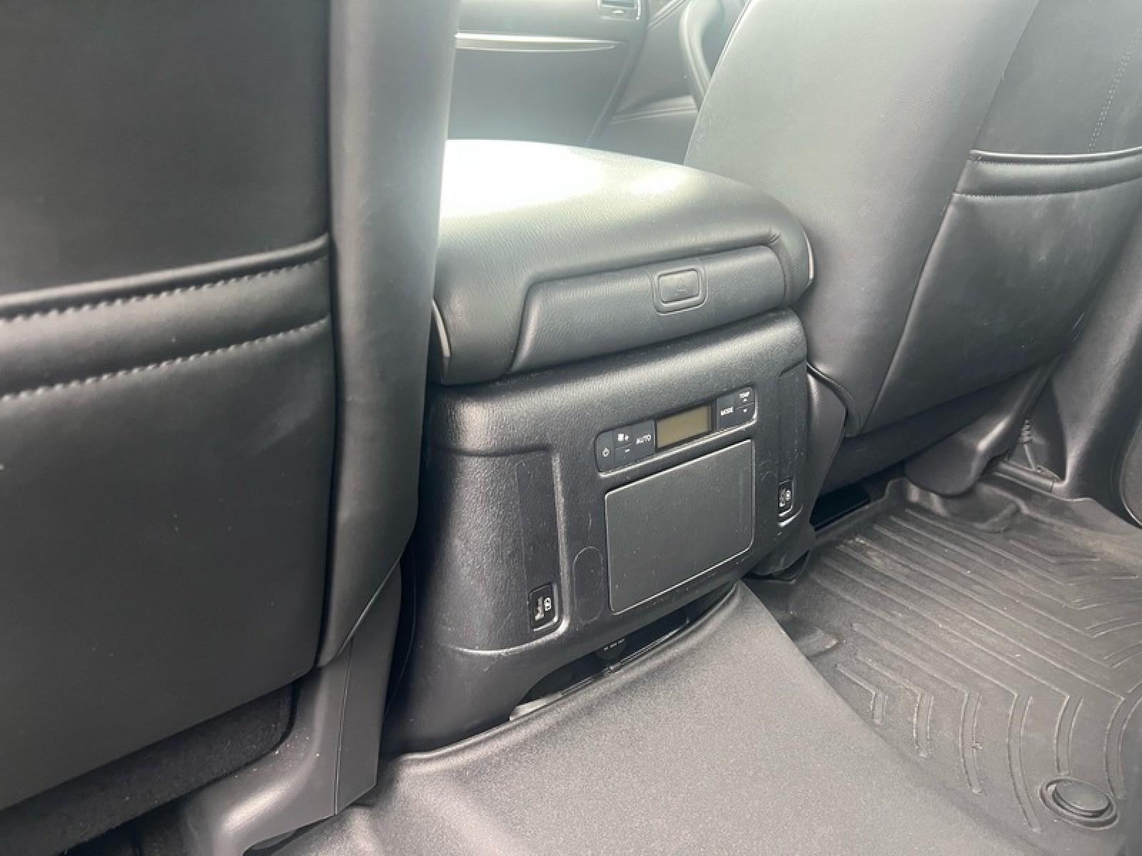 2022 INFINITI QX80 LUXE