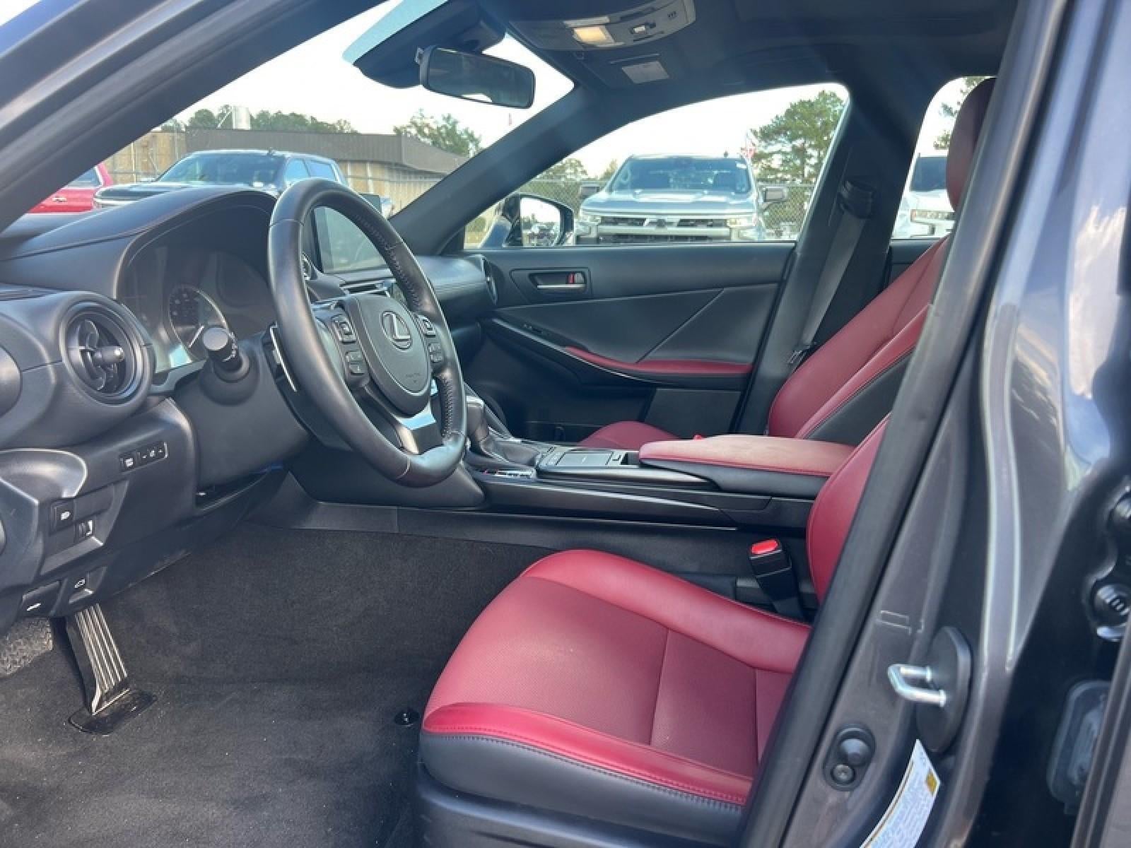 2024 Lexus IS IS 300