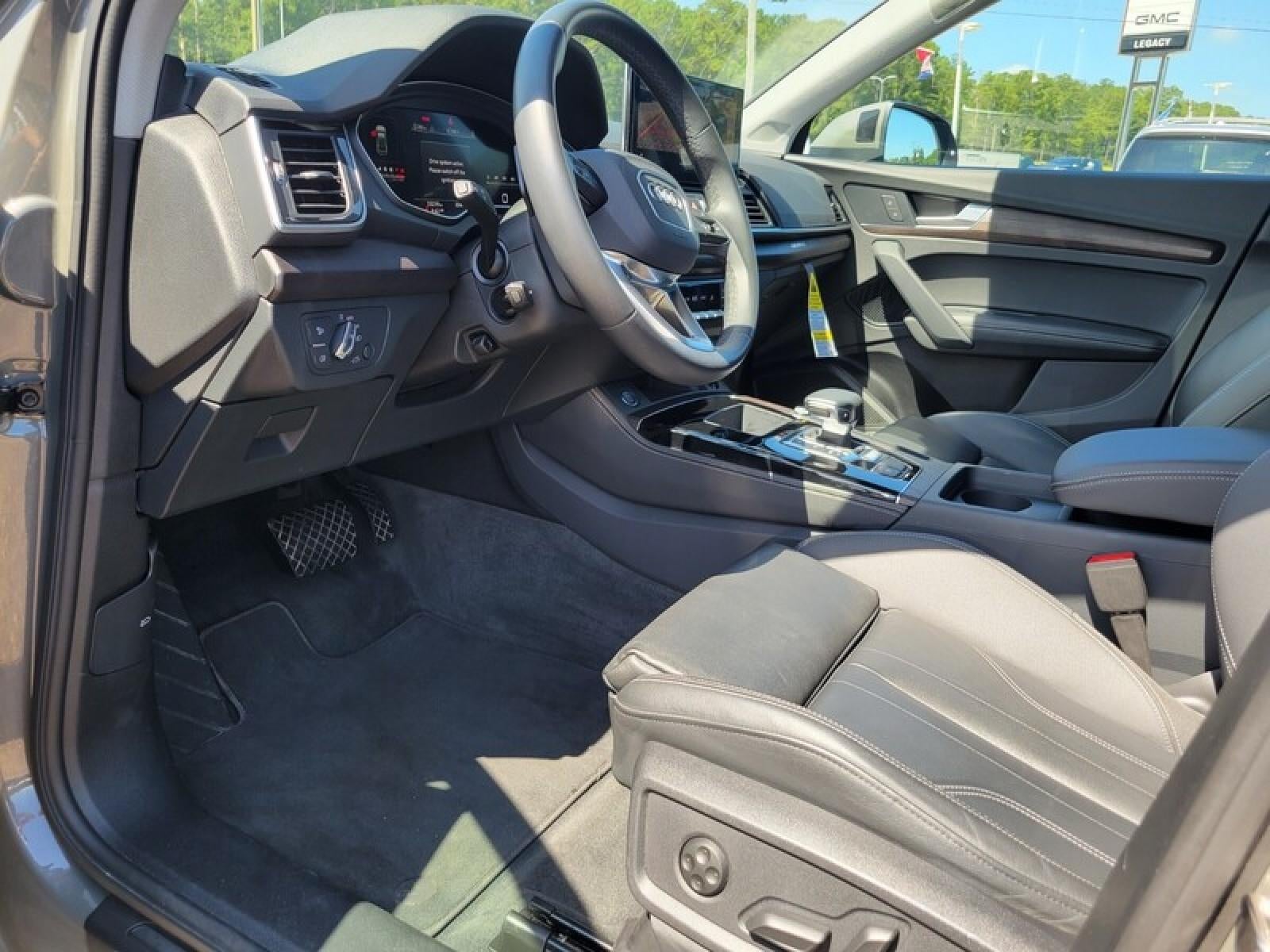 2024 Audi Q5 S line Premium Plus